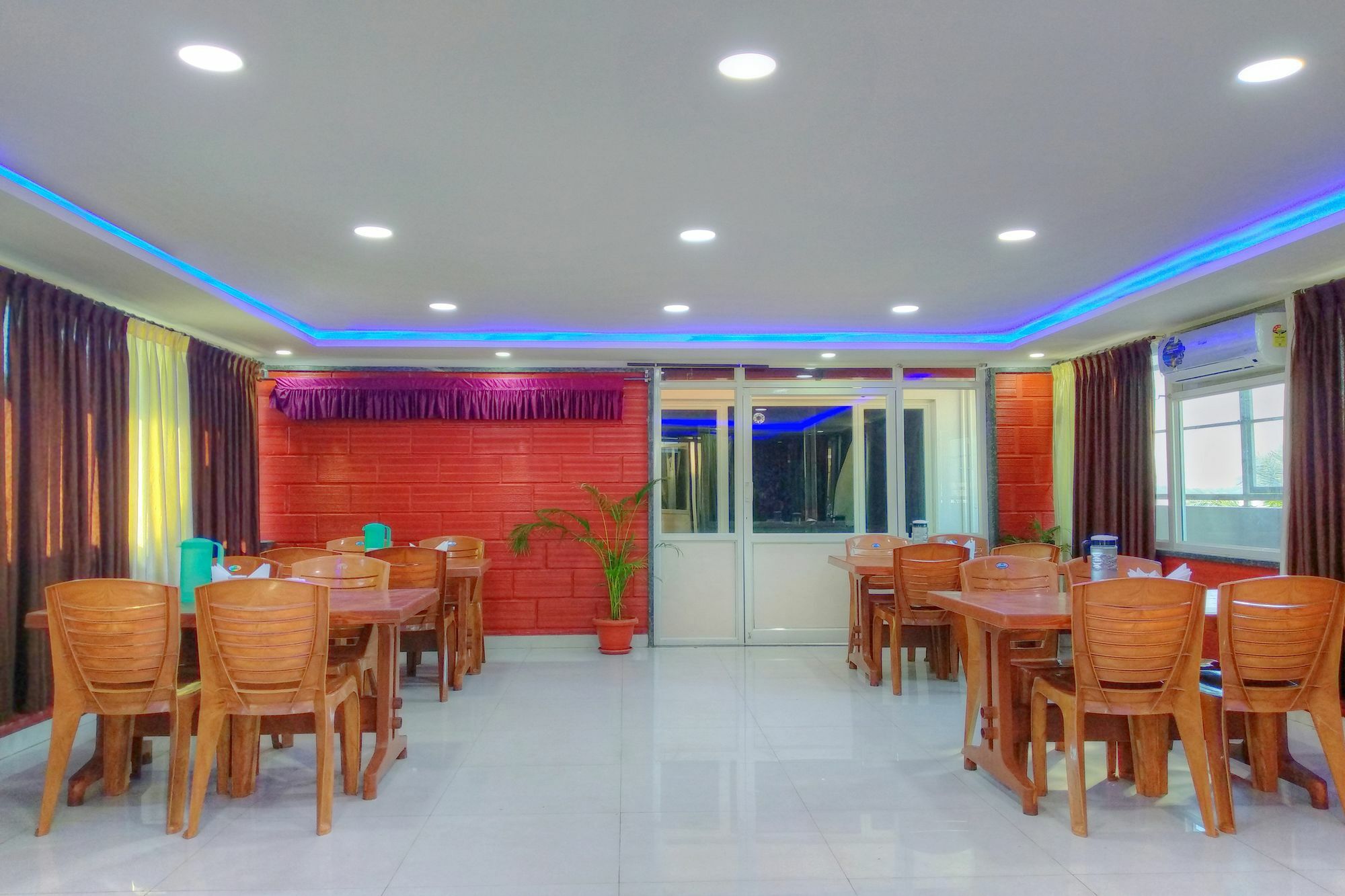 Oyo 10843 Hotel Rmv Savera Bangalore Eksteriør bilde